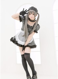 Rabbit play pictorial - black maid(37)